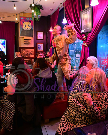 Himbos & Bimbos Presents Dicked_073