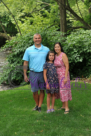Family Portraits_002