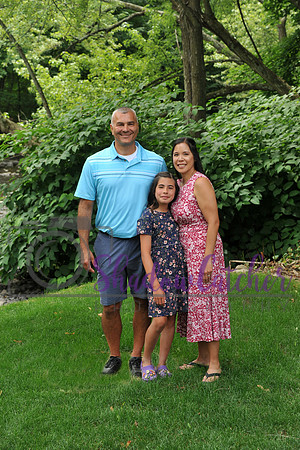 Family Portraits_003