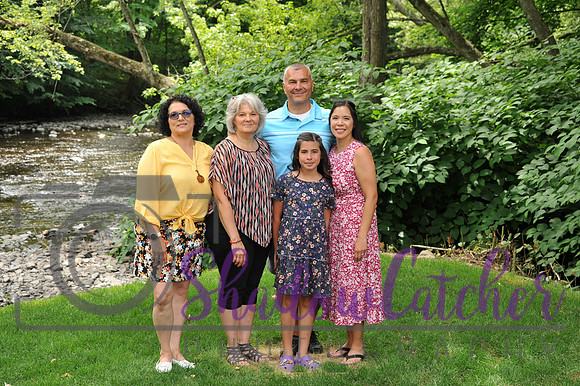Family Portraits_011